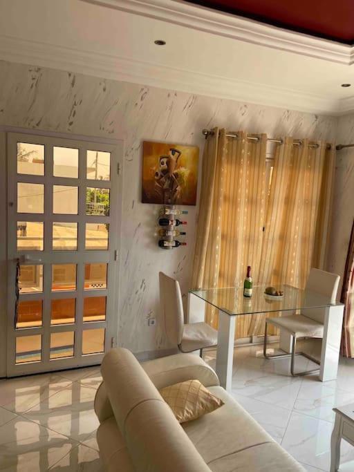 Appartement Altona Ломе Екстер'єр фото